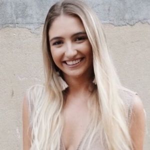 Meet your Posher, Brooke